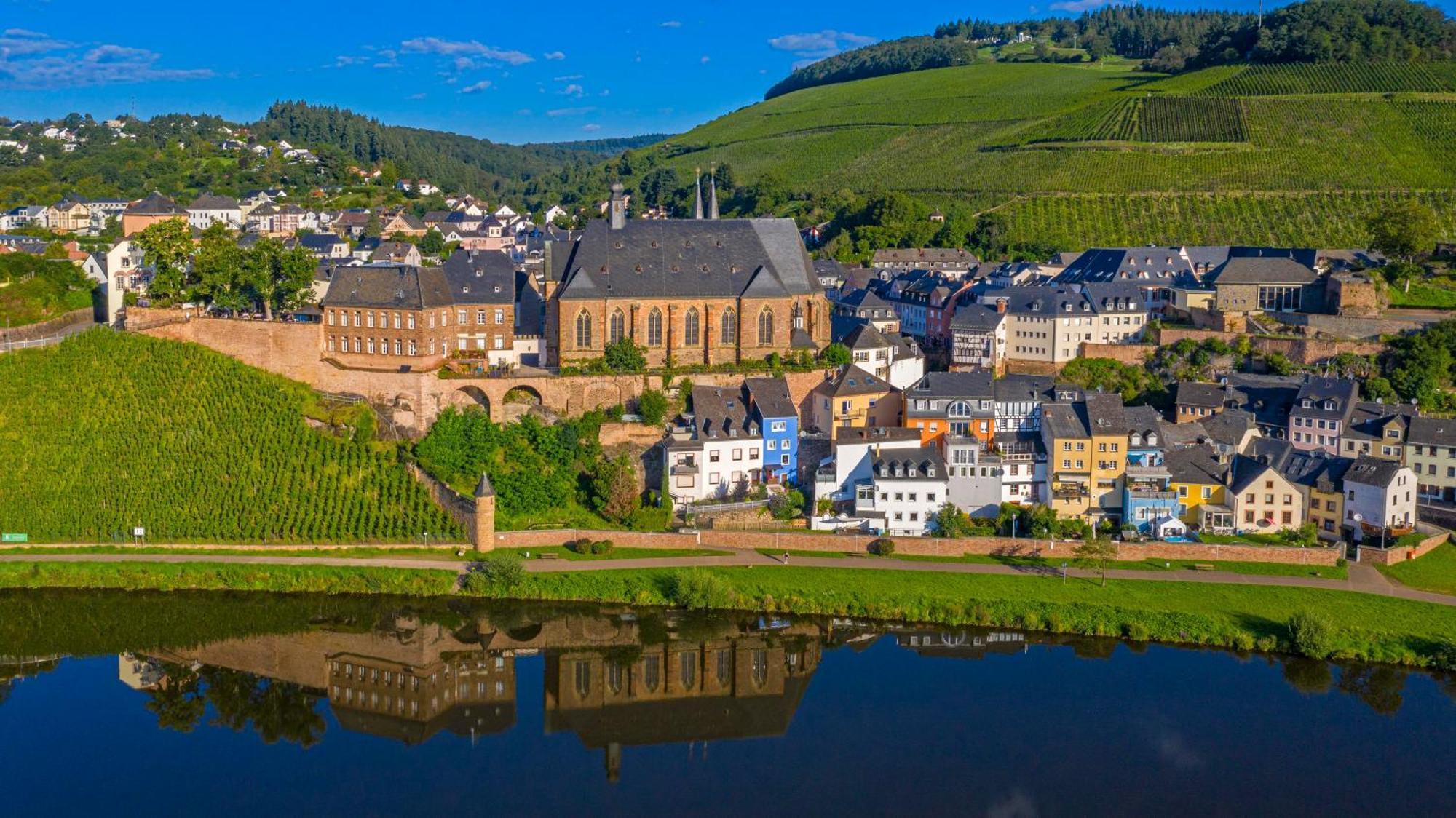 Ferienwohnungen Im Kimmelreich Irsch Exterior foto